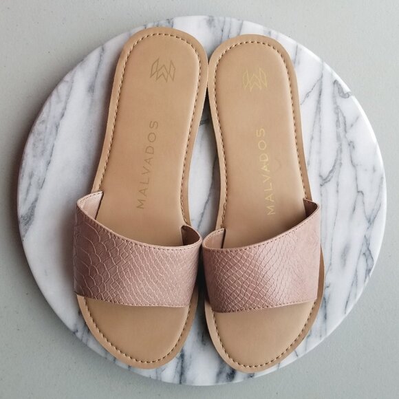 MALVADOS Faux Reptile Rose gold colored Sandals Single Toe Band Size 9/10 - Picture 3 of 14